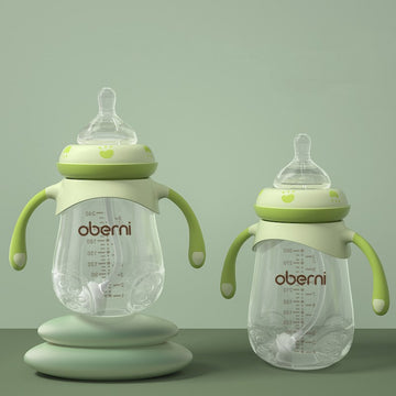 Anti-colic baby bottle with handles – Easy for little hands to hold.
